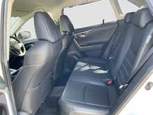 Toyota Rav4 Hybrid G 4WD - U8563