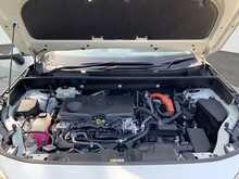 Toyota Rav4 Hybrid G 4WD - U8563