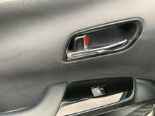 Toyota Prius S SafetyPlus - U8565
