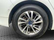 Toyota Prius S SafetyPlus - U8565