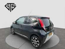 Toyota AYGO VVT-i x-plore - U8567