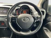 Toyota AYGO VVT-i x-plore - U8567