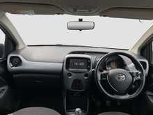 Toyota AYGO VVT-i x-plore - U8567