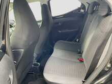 Toyota AYGO VVT-i x-plore - U8567