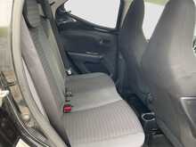 Toyota AYGO VVT-i x-plore - U8567