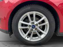 Ford Focus T EcoBoost Zetec - U8571