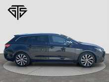 Toyota Corolla VVT-h Design - U8572
