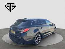 Toyota Corolla VVT-h Design - U8572