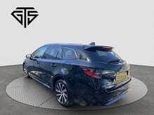 Toyota Corolla VVT-h Design - U8572