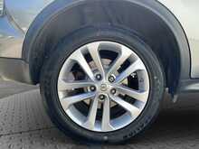 Nissan Juke DIG-T Acenta Premium - U8579