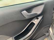 Ford Fiesta Ti-VCT Zetec - U8584