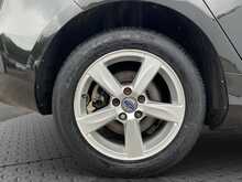 Volvo V40 D2 ES Nav - U8586