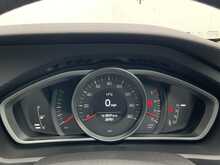 Volvo V40 D2 ES Nav - U8586