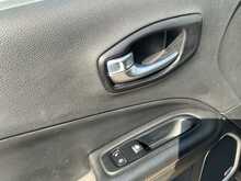 Jeep Compass T MultiAirII Limited - U8593