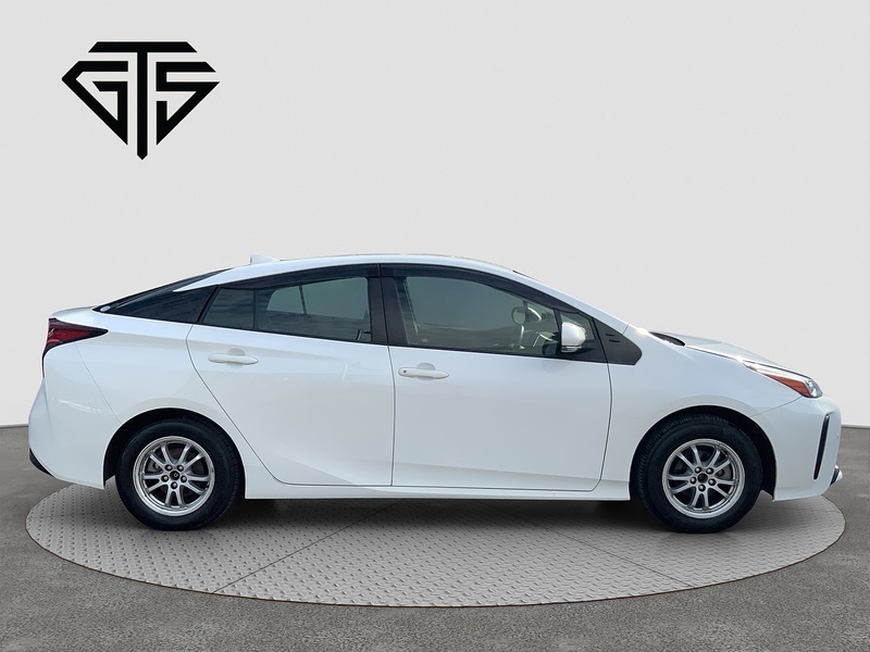 Toyota Prius S 4WD - U8605
