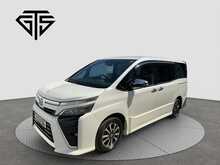 Toyota Voxy Hybrid ZS Kirameki3 - U8606