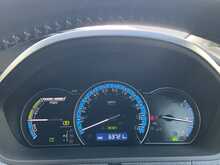 Toyota Voxy Hybrid ZS Kirameki3 - U8606