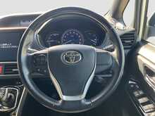 Toyota Esquire Hybrid Gi - U8610