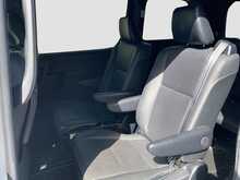 Toyota Esquire Hybrid Gi - U8610
