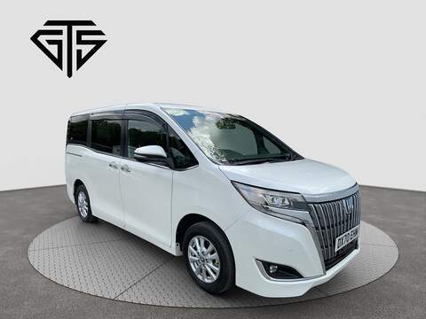 Toyota Esquire DX 4WD 2.8 MPV Automatic Diesel