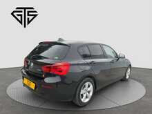 BMW 118D Sport - U8612