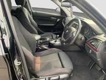 BMW 118D Sport - U8612