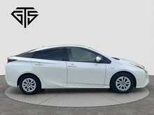 Toyota Prius 	S SafetyPlus - U8613