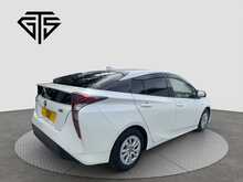 Toyota Prius 	S SafetyPlus - U8613