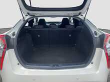 Toyota Prius 	S SafetyPlus - U8613