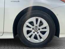 Toyota Prius 	S SafetyPlus - U8613