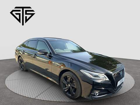 Toyota Crown 2.0 C220dh MHEV AMG Line (Premium) Saloon 4dr Diesel Hybrid G-Tronic+ Euro 6 (s/s) (220 ps)