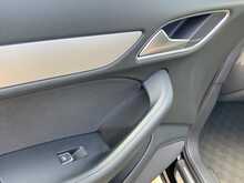 Audi Q3 2.0TFSI Quattro 180PS - U8616
