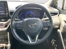 Toyota Corolla Cross 	Hybrid Z - U8617