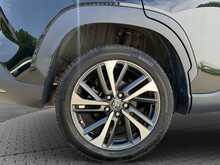 Toyota Corolla Cross 	Hybrid Z - U8617