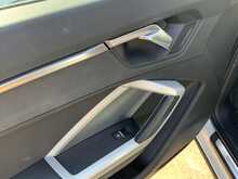 Audi Q3 35TDI Quattro Advance - U8618
