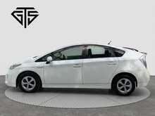 Toyota Prius G - U8620
