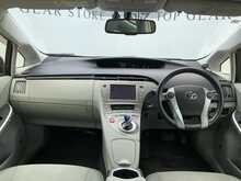 Toyota Prius G - U8620