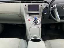 Toyota Prius G - U8620
