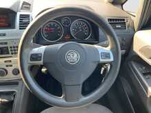 Vauxhall Zafira Exclusiv - U8621