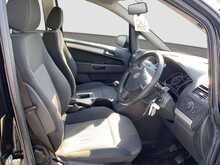 Vauxhall Zafira Exclusiv - U8621