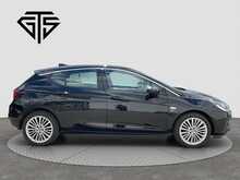 Vauxhall Astra i Turbo Elite Nav - U8653
