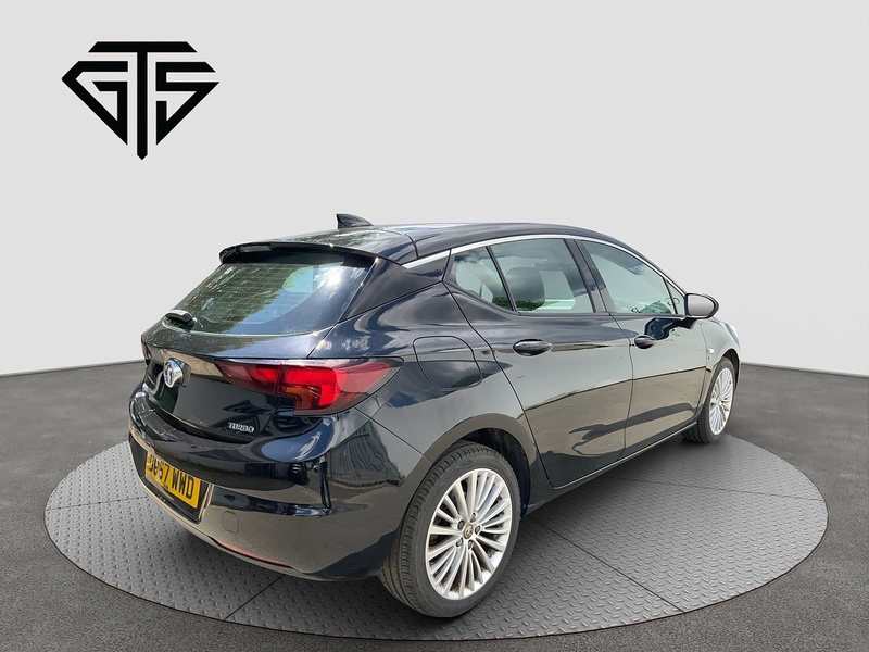 Vauxhall Astra i Turbo Elite Nav - U8653