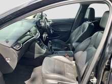 Vauxhall Astra i Turbo Elite Nav - U8653