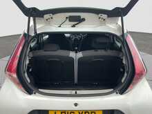 Toyota AYGO VVT-i x-play - U8660