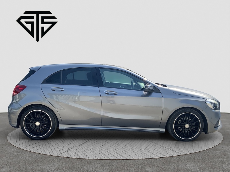 Mercedes-Benz A Class A200d AMG Line - U8662