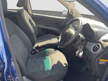 Hyundai i10 Active - U8667