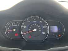 Hyundai i10 Active - U8667