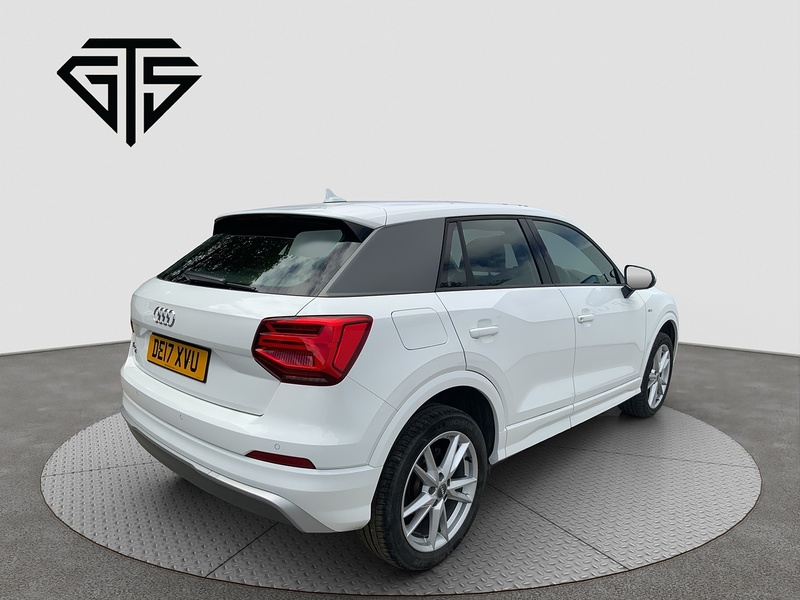 Audi Q2 TFSI CoD S line - U8672
