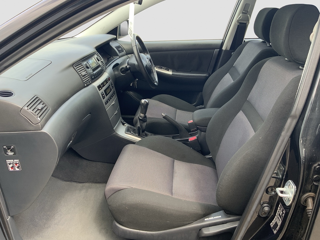 2006 Toyota Corolla thumbnail 13