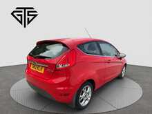 Ford Fiesta Zetec - U8684